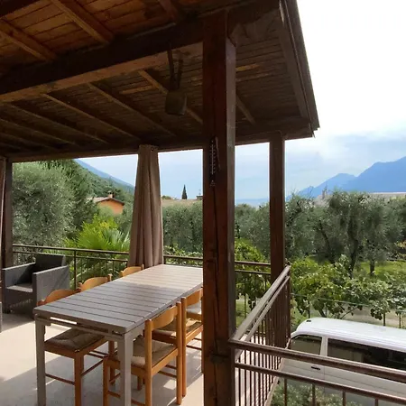 Apartment Dei Limoni *